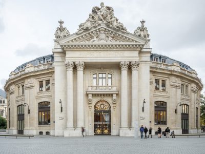 Lieu de réception La Bourse du commerce, traiteur référencé fleur de mets